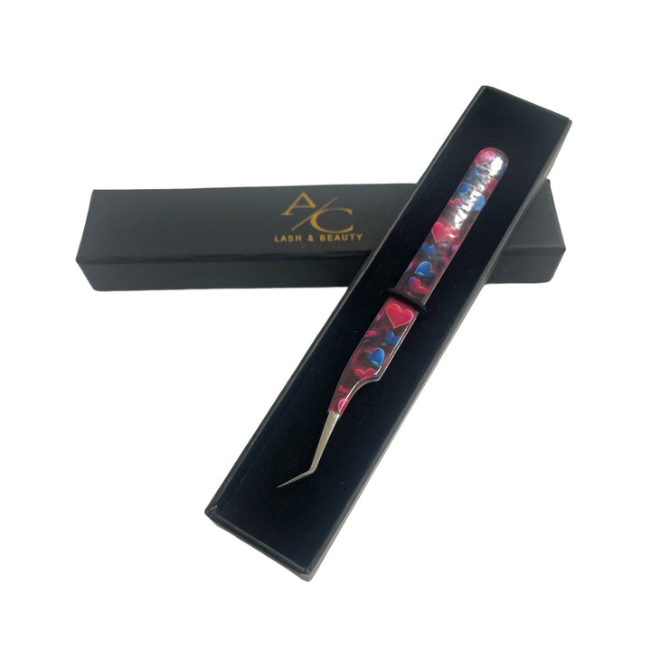 Love Struck- 45 Degree Volume Tweezer With Fiber tip